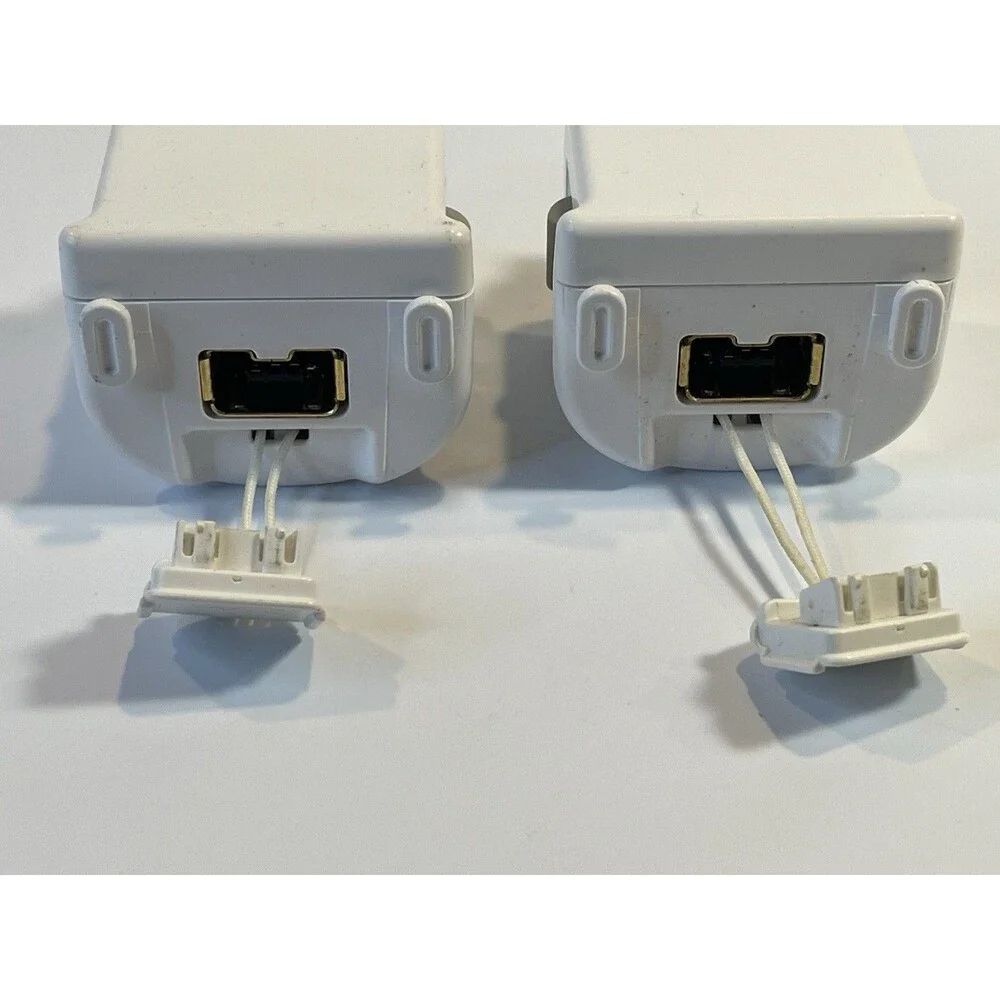 Nintendo Wii LOT Remote Motion Plus Adapter Nunchuck Lot w/ Sleeves Tested READ